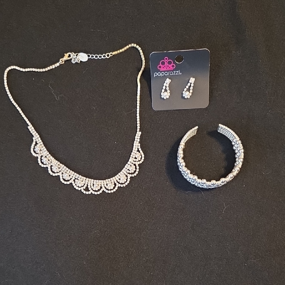 Claire's Dazzling Silver Necklace Set